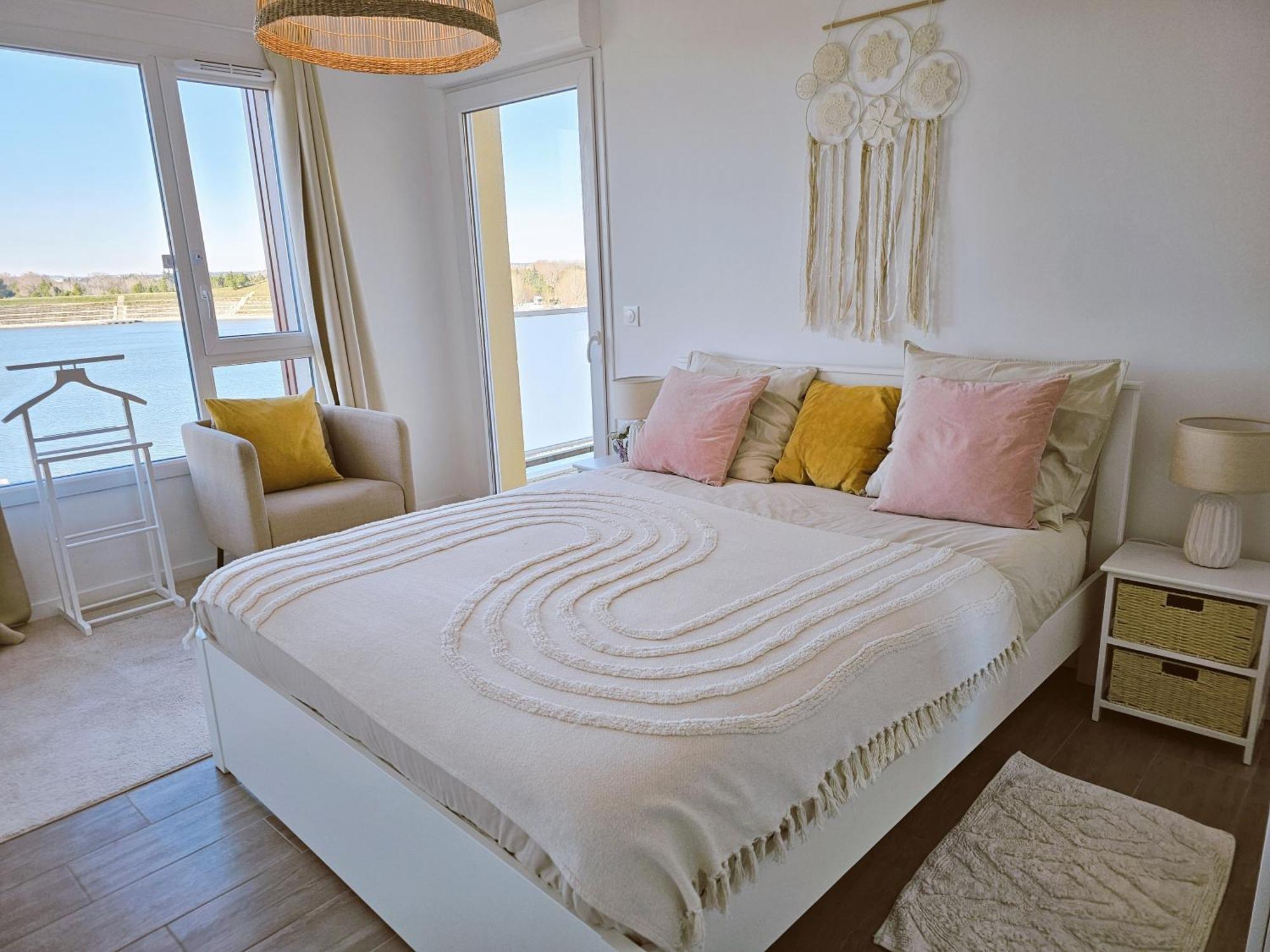 Lakeside Provence - Appartement 4 Etoiles Face Au Lac De มงโตซ์ ภายนอก รูปภาพ